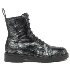 Anfibi NeroGiardini I513946D-712 I513946 3946 in pelle