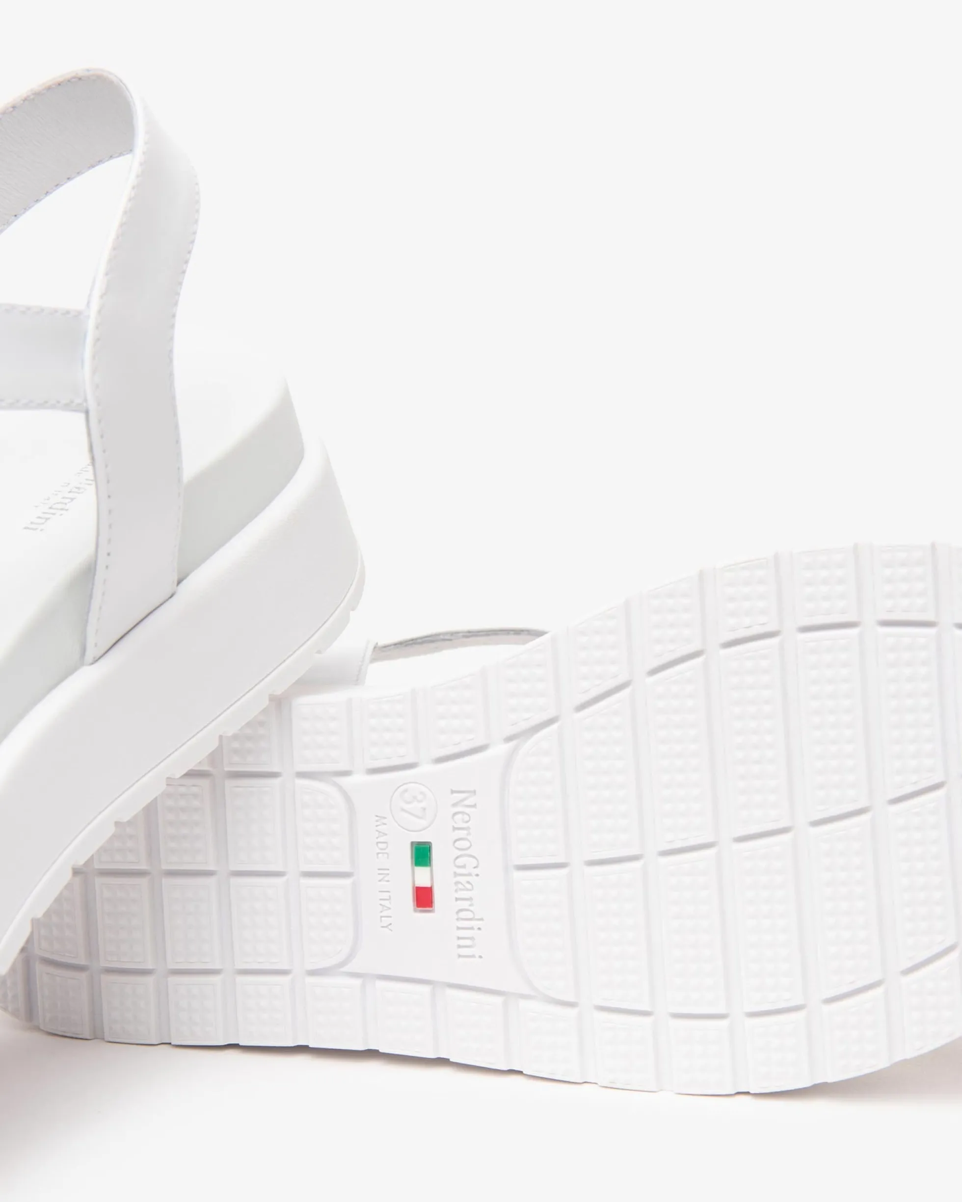 Sandali NeroGiardini E513703-418 E513703 3703 scarpe