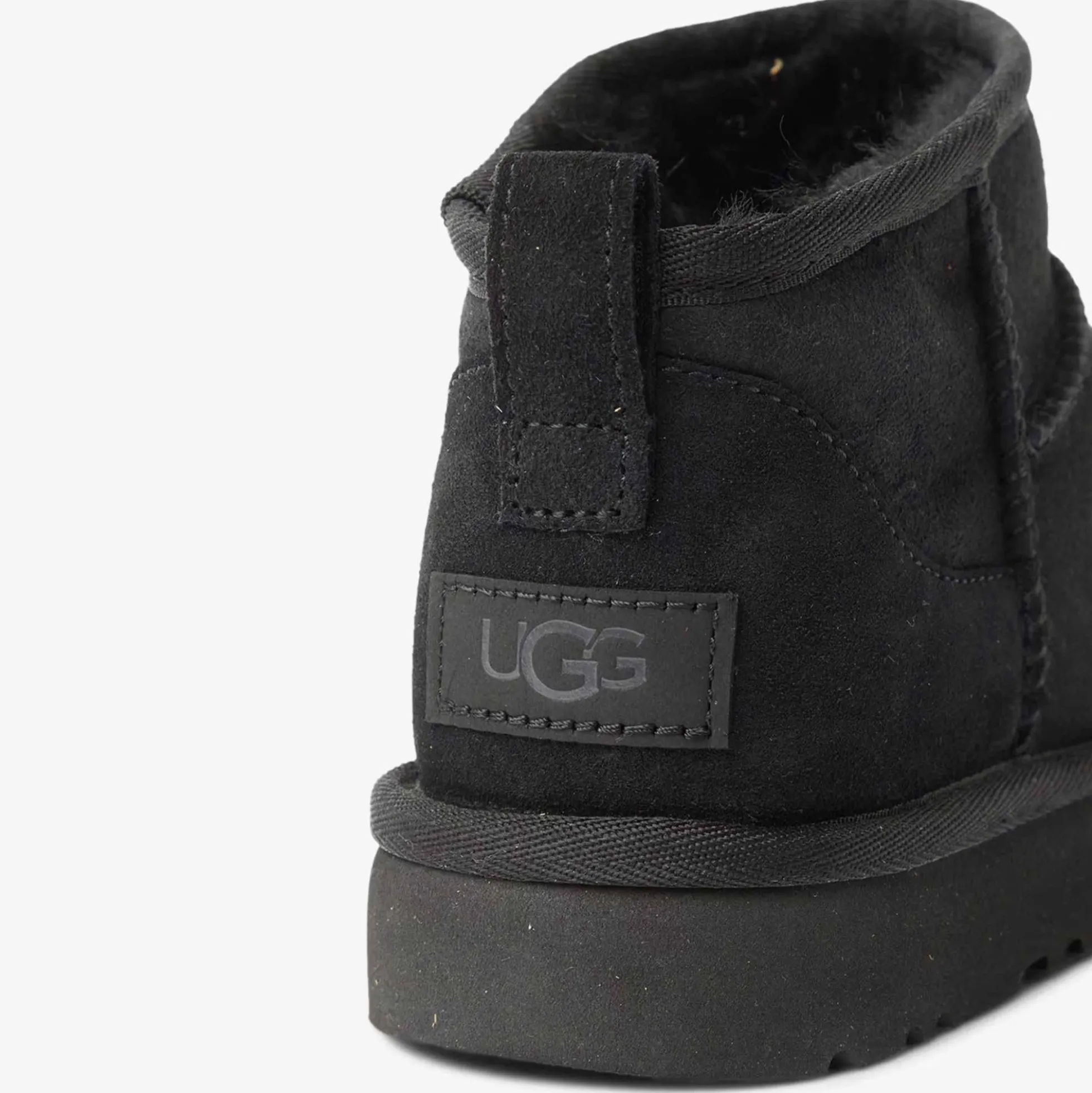 Stivaletti UGG "Classic Ultra Mini" 1116109 nero